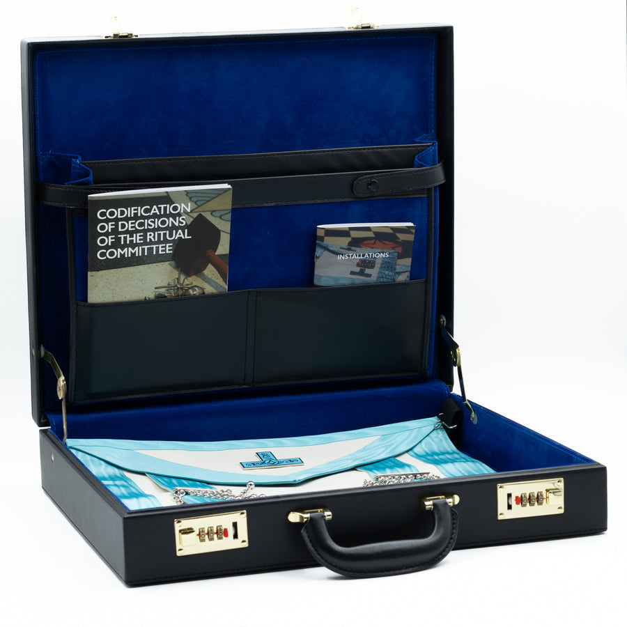 Regalia Case (L)